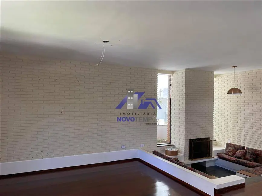 Foto 2 de Sobrado com 3 quartos para alugar, 360m2 em Santana De Parnaiba - SP