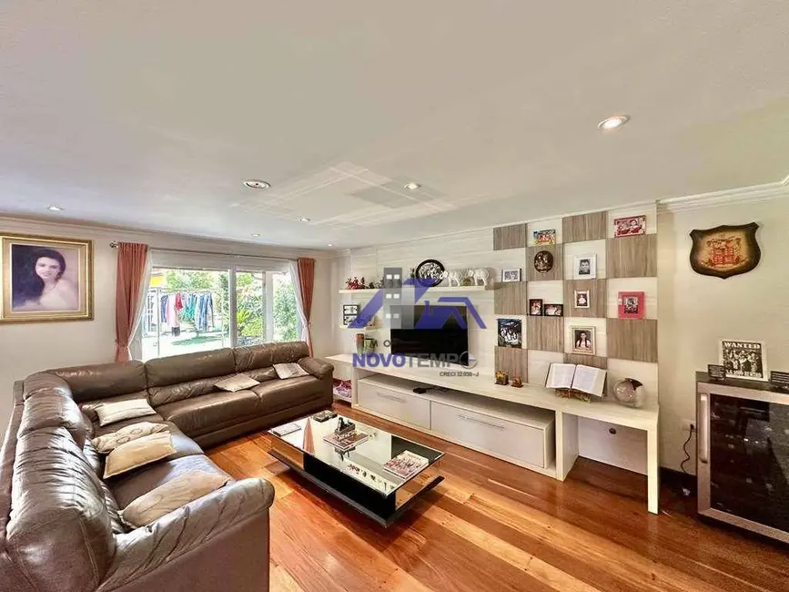 Casa de Condomínio com 4 quartos à venda, 1116m2 em São Paulo II, Cotia - SP - imagem 6 Foto 6 de Casa de Condomínio com 4 quartos à venda, 1116m2 em São Paulo II, Cotia - SP