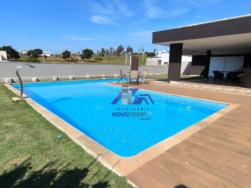 Foto 5 de Casa de Condomínio com 3 quartos à venda, 870m2 em Paranapanema - SP