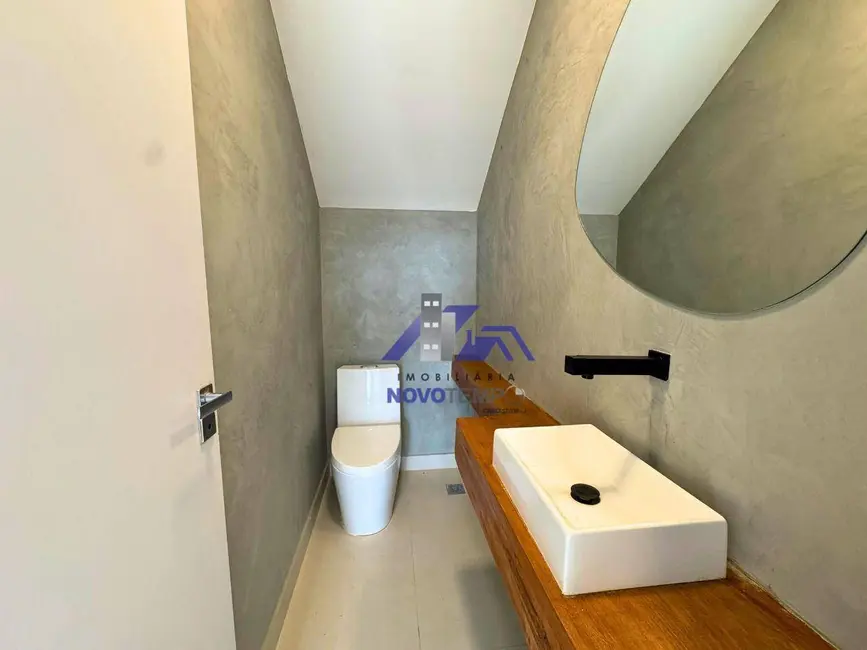 Foto 6 de Sobrado com 3 quartos à venda, 150m2 em Santana De Parnaiba - SP