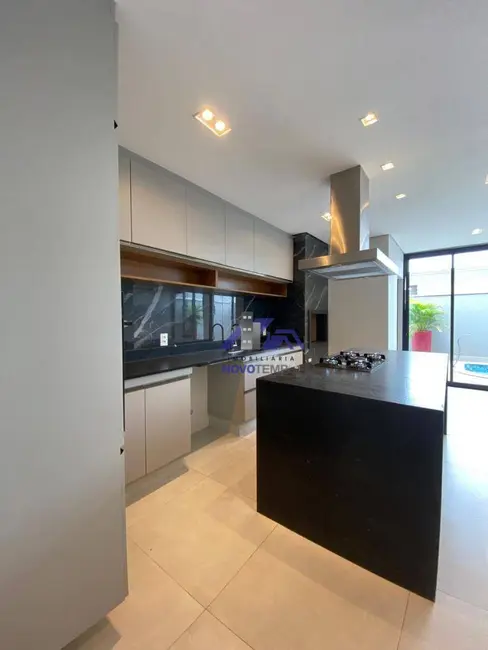 Casa de Condomínio com 3 quartos à venda, 270m2 em Residencial Maria Júlia, Sao Jose Do Rio Preto - SP - imagem 6 Foto 6 de Casa de Condomínio com 3 quartos à venda, 270m2 em Residencial Maria Júlia, Sao Jose Do Rio Preto - SP