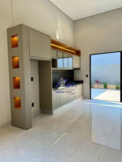 Casa de Condomínio com 3 quartos à venda, 200m2 em Parque das Amoras II, Sao Jose Do Rio Preto - SP - imagem 7 Foto 7 de Casa de Condomínio com 3 quartos à venda, 200m2 em Parque das Amoras II, Sao Jose Do Rio Preto - SP