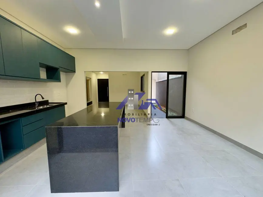 Casa de Condomínio com 3 quartos à venda, 200m2 em Parque das Amoras II, Sao Jose Do Rio Preto - SP - imagem 8 Foto 8 de Casa de Condomínio com 3 quartos à venda, 200m2 em Parque das Amoras II, Sao Jose Do Rio Preto - SP