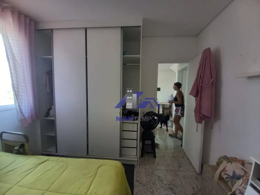 Cobertura com 2 quartos para alugar, 110m2 em Vila Barros, Barueri - SP - imagem 9 Foto 9 de Cobertura com 2 quartos para alugar, 110m2 em Vila Barros, Barueri - SP