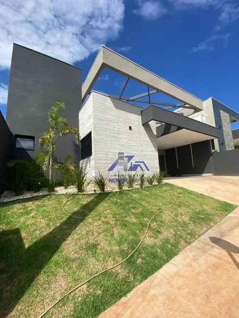 Foto 1 de Casa de Condomínio com 3 quartos à venda, 275m2 em Sao Jose Do Rio Preto - SP
