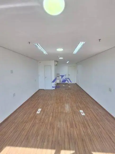 Foto 3 de Sala Comercial para alugar, 33m2 em Alphaville Industrial, Barueri - SP