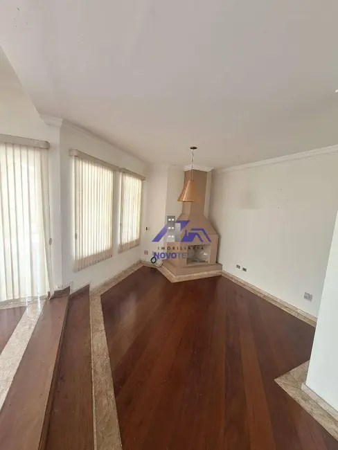 Casa de Condomínio com 4 quartos para alugar, 526m2 em Santana De Parnaiba - SP - imagem 5 Foto 5 de Casa de Condomínio com 4 quartos para alugar, 526m2 em Santana De Parnaiba - SP