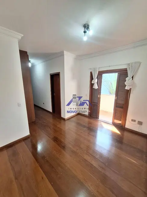 Casa de Condomínio com 4 quartos para alugar, 526m2 em Santana De Parnaiba - SP - imagem 9 Foto 9 de Casa de Condomínio com 4 quartos para alugar, 526m2 em Santana De Parnaiba - SP