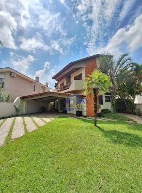 Casa de Condomínio com 4 quartos para alugar, 560m2 em Barueri - SP - imagem 2 Foto 2 de Casa de Condomínio com 4 quartos para alugar, 560m2 em Barueri - SP