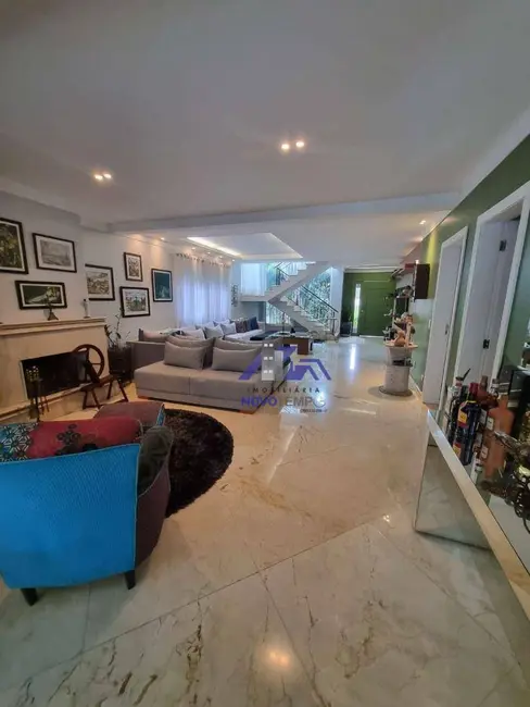 Foto 2 de Sobrado com 4 quartos para alugar, 450m2 em Alphaville Conde II, Barueri - SP