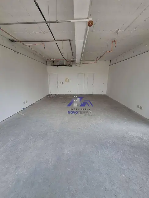 Foto 3 de Sala Comercial para alugar, 61m2 em Alphaville Conde II, Barueri - SP