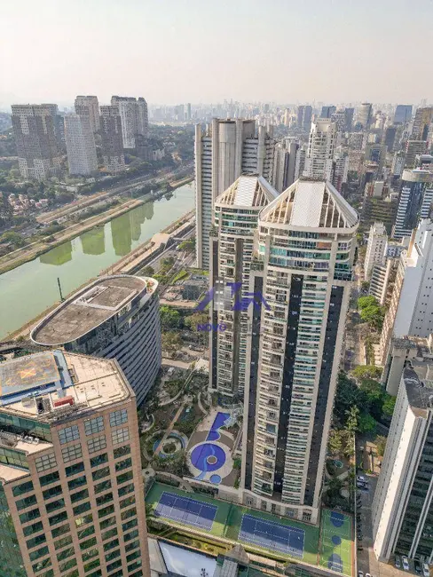 Foto 1 de Apartamento com 3 quartos à venda, 170m2 em São Paulo - SP