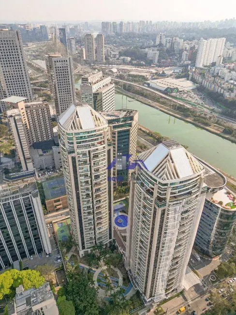 Foto 2 de Apartamento com 3 quartos à venda, 170m2 em São Paulo - SP