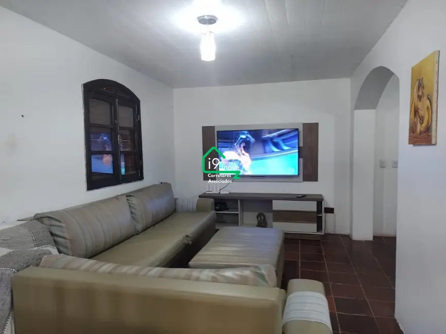 Foto 1 de Casa com 4 quartos para alugar, 120m2 em Centro, Torres - RS