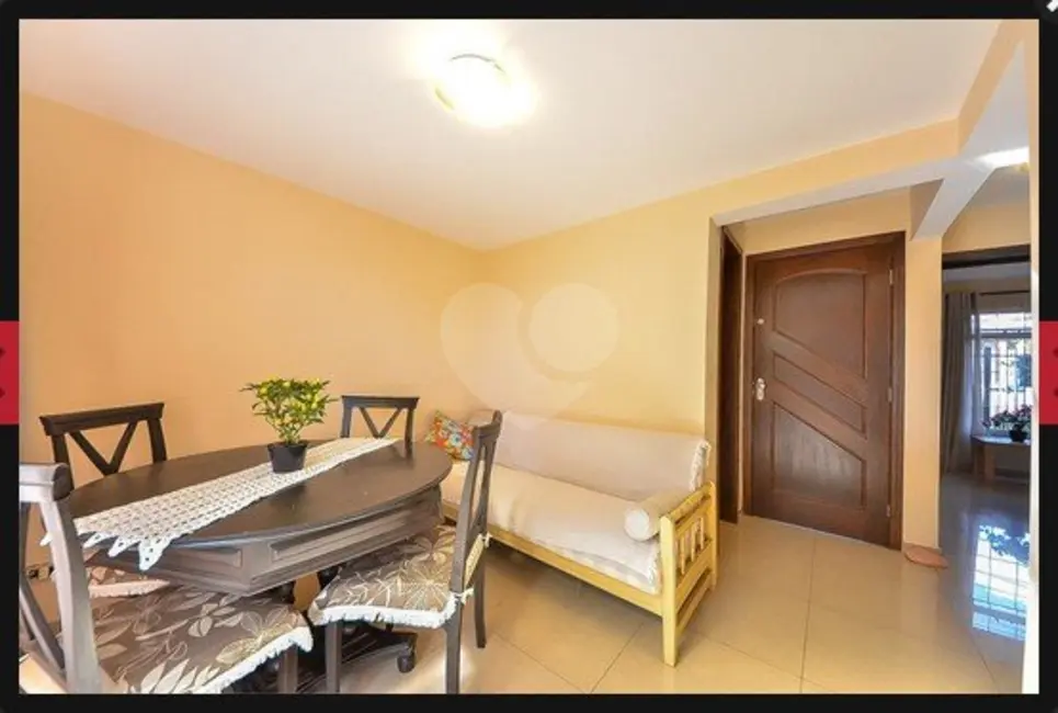 Foto 2 de Sobrado com 3 quartos à venda, 150m2 em Vista Alegre, Curitiba - PR