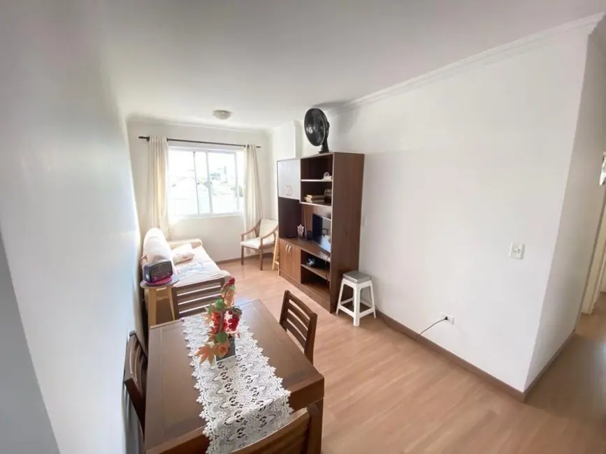 Foto 2 de Apartamento com 2 quartos à venda, 47m2 em Novo Mundo, Curitiba - PR