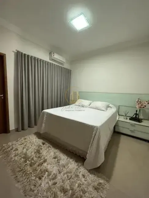 Foto 6 de Casa de Condomínio com 3 quartos para alugar, 180m2 em Mirassol - SP