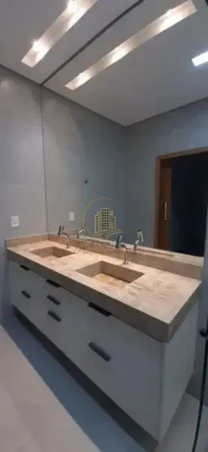 Casa de Condomínio com 3 quartos para alugar, 202m2 em Mirassol - SP - imagem 4 Foto 4 de Casa de Condomínio com 3 quartos para alugar, 202m2 em Mirassol - SP