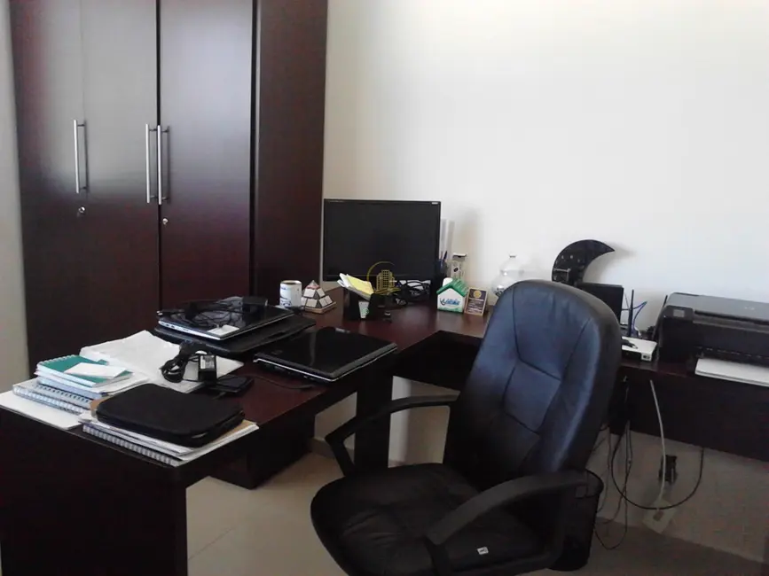 Casa de Condomínio com 3 quartos para alugar, 220m2 em Residencial Gaivota I, Sao Jose Do Rio Preto - SP - imagem 4 Foto 4 de Casa de Condomínio com 3 quartos para alugar, 220m2 em Residencial Gaivota I, Sao Jose Do Rio Preto - SP