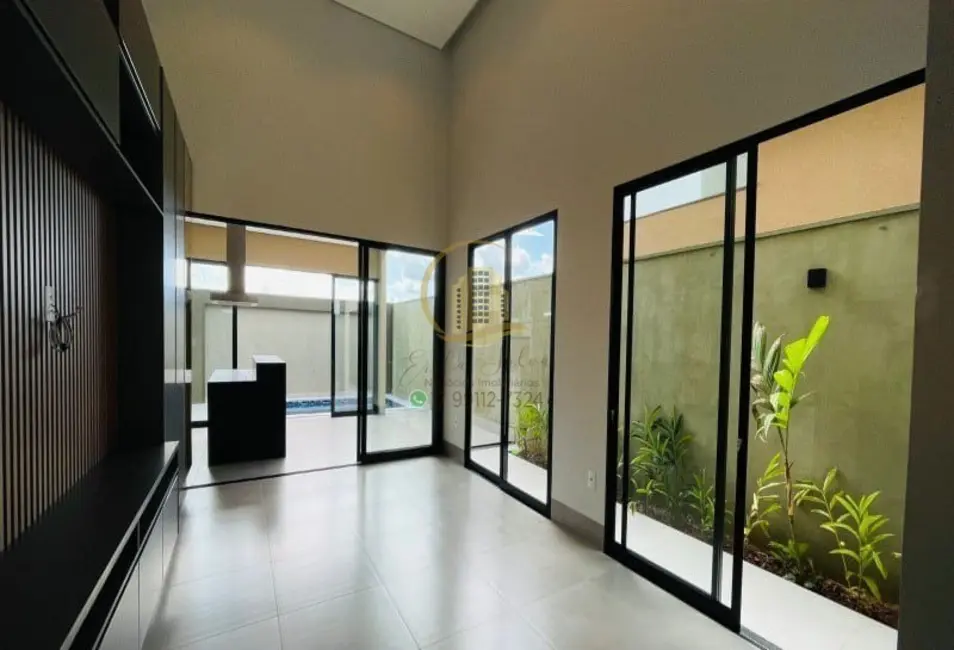 Casa de Condomínio com 3 quartos à venda, 150m2 em Residencial Maria Júlia, Sao Jose Do Rio Preto - SP - imagem 3 Foto 3 de Casa de Condomínio com 3 quartos à venda, 150m2 em Residencial Maria Júlia, Sao Jose Do Rio Preto - SP