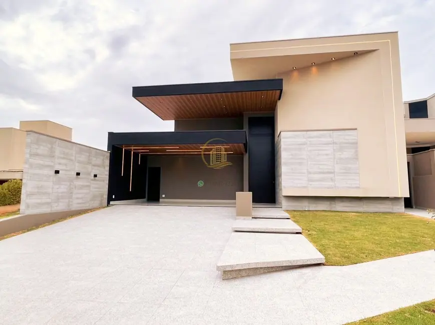 Foto 1 de Casa de Condomínio com 4 quartos à venda, 249m2 em Residencial Gaivota I, Sao Jose Do Rio Preto - SP