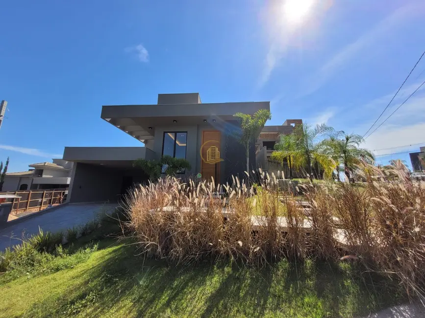 Casa de Condomínio com 3 quartos à venda, 202m2 em Residencial Gaivota II, Sao Jose Do Rio Preto - SP - imagem 3 Foto 3 de Casa de Condomínio com 3 quartos à venda, 202m2 em Residencial Gaivota II, Sao Jose Do Rio Preto - SP