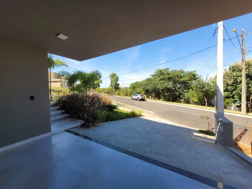 Casa de Condomínio com 3 quartos à venda, 202m2 em Residencial Gaivota II, Sao Jose Do Rio Preto - SP - imagem 4 Foto 4 de Casa de Condomínio com 3 quartos à venda, 202m2 em Residencial Gaivota II, Sao Jose Do Rio Preto - SP