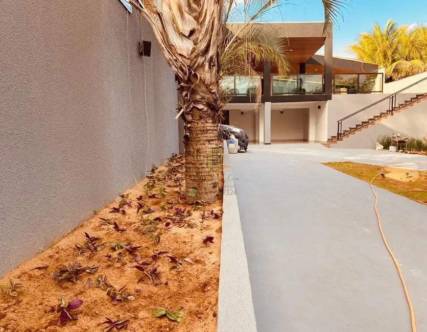 Foto 8 de Casa de Condomínio com 5 quartos à venda e para alugar, 400m2 em Fronteira - MG