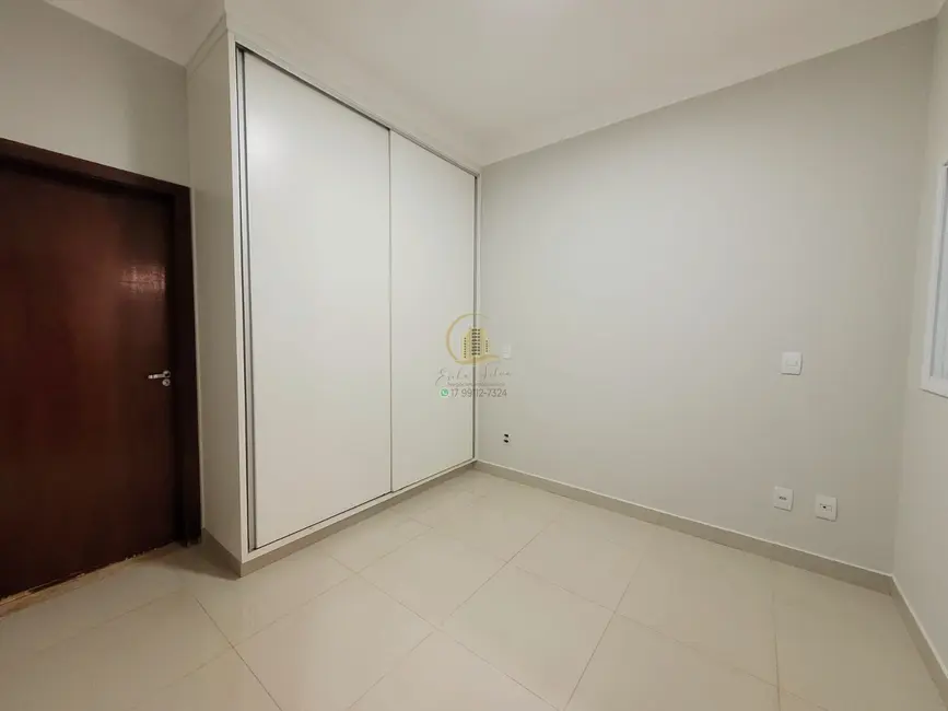 Casa de Condomínio com 3 quartos à venda, 160m2 em Condomínio Village Rio Preto, Sao Jose Do Rio Preto - SP - imagem 9 Foto 9 de Casa de Condomínio com 3 quartos à venda, 160m2 em Condomínio Village Rio Preto, Sao Jose Do Rio Preto - SP