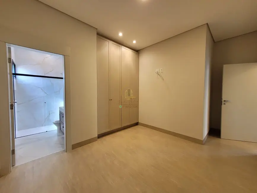 Casa de Condomínio com 3 quartos à venda, 235m2 em Parque Residencial Damha VI, Sao Jose Do Rio Preto - SP - imagem 5 Foto 5 de Casa de Condomínio com 3 quartos à venda, 235m2 em Parque Residencial Damha VI, Sao Jose Do Rio Preto - SP