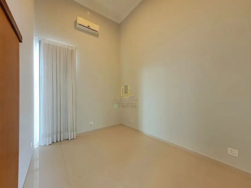 Casa de Condomínio com 3 quartos à venda, 270m2 em Parque Residencial Damha VI, Sao Jose Do Rio Preto - SP - imagem 8 Foto 8 de Casa de Condomínio com 3 quartos à venda, 270m2 em Parque Residencial Damha VI, Sao Jose Do Rio Preto - SP