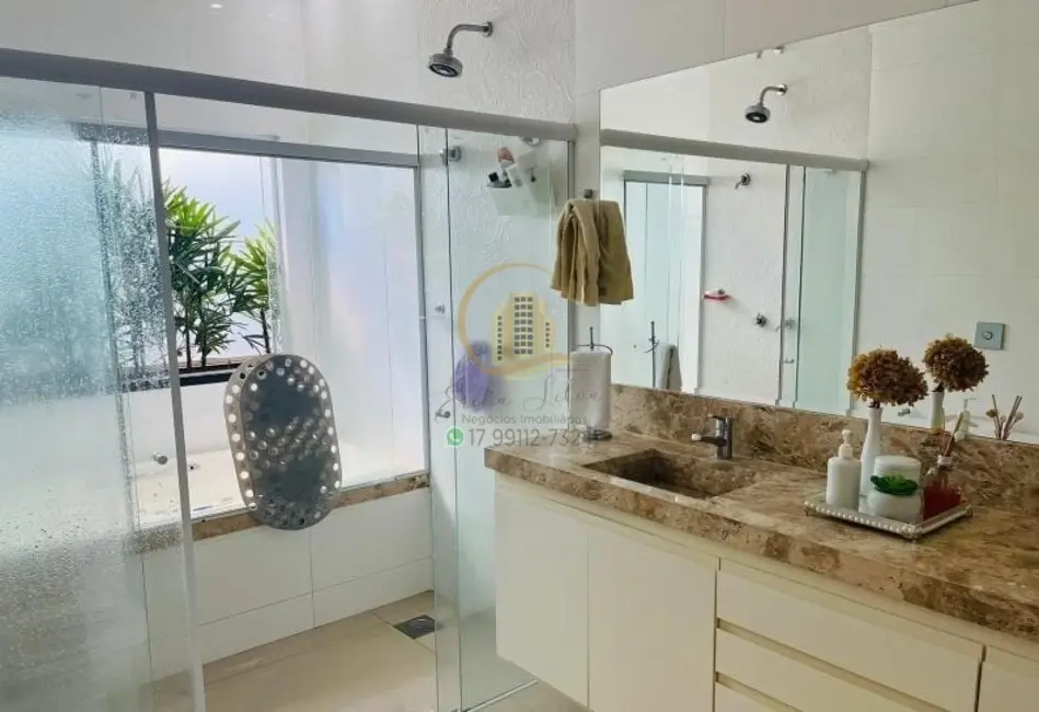 Casa de Condomínio com 3 quartos à venda, 220m2 em Residencial Gaivota II, Sao Jose Do Rio Preto - SP - imagem 9 Foto 9 de Casa de Condomínio com 3 quartos à venda, 220m2 em Residencial Gaivota II, Sao Jose Do Rio Preto - SP