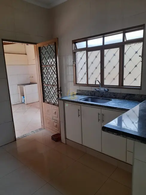 Foto 2 de Casa com 3 quartos à venda, 106m2 em Sao Jose Do Rio Preto - SP