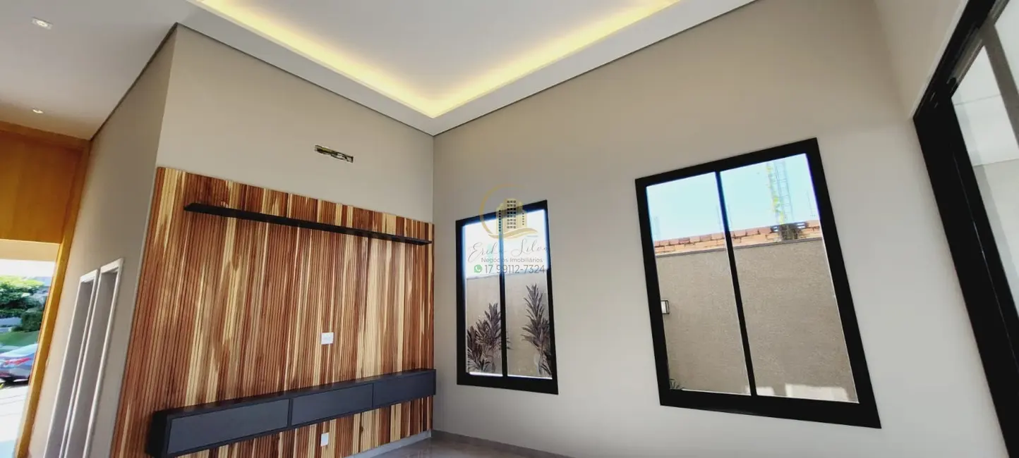 Casa de Condomínio com 3 quartos à venda, 220m2 em Residencial Gaivota II, Sao Jose Do Rio Preto - SP - imagem 4 Foto 4 de Casa de Condomínio com 3 quartos à venda, 220m2 em Residencial Gaivota II, Sao Jose Do Rio Preto - SP