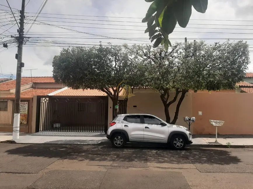 Casa com 3 quartos à venda, 160m2 em Residencial Nato Vetorasso, Sao Jose Do Rio Preto - SP - imagem 4 Foto 4 de Casa com 3 quartos à venda, 160m2 em Residencial Nato Vetorasso, Sao Jose Do Rio Preto - SP