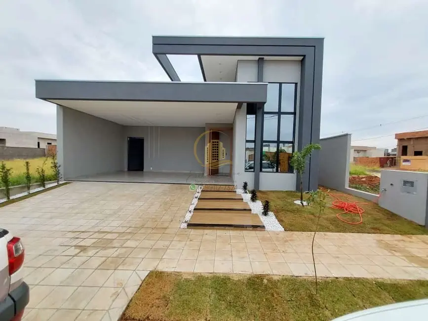 Foto 1 de Casa de Condomínio com 3 quartos à venda, 160m2 em Mirassol - SP