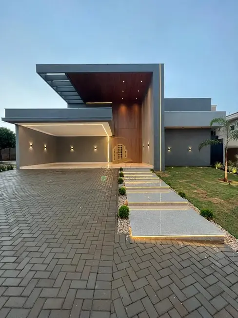 Foto 1 de Casa de Condomínio com 4 quartos à venda, 420m2 em Mirassol - SP