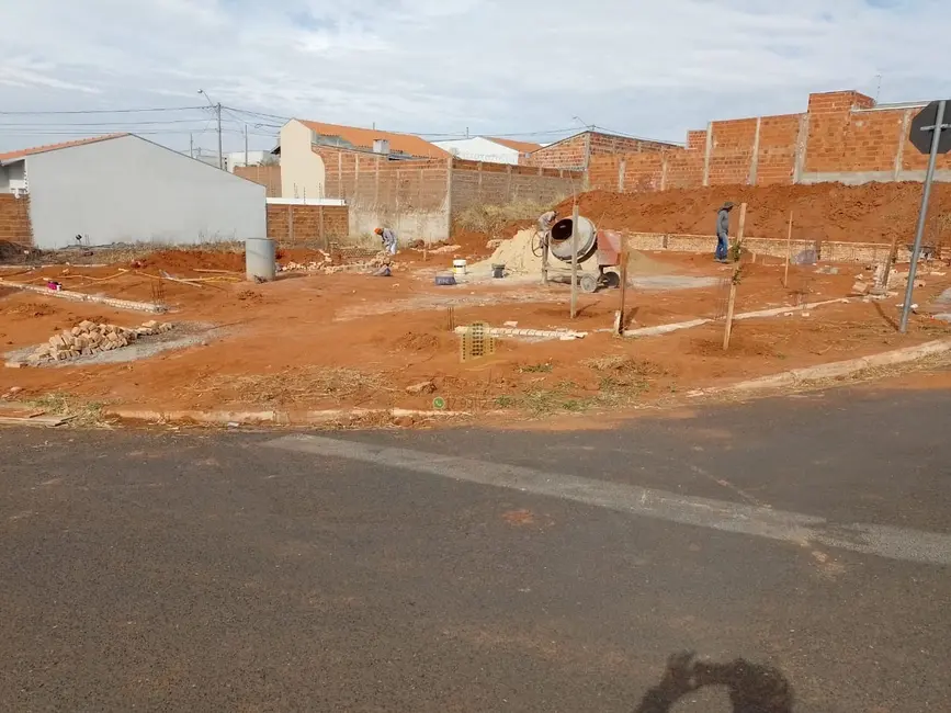 Foto 4 de Casa com 2 quartos à venda, 100m2 em Sao Jose Do Rio Preto - SP