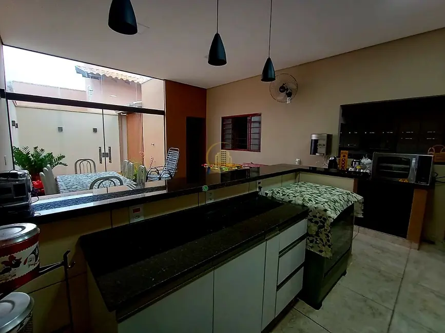 Foto 9 de Casa com 2 quartos à venda, 160m2 em Mirassol - SP