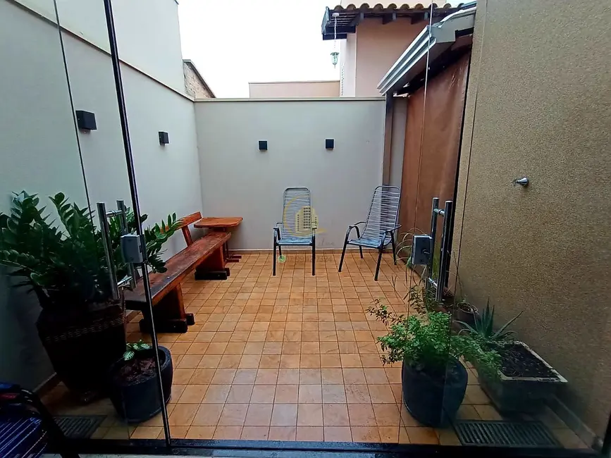 Foto 4 de Casa com 2 quartos à venda, 160m2 em Mirassol - SP