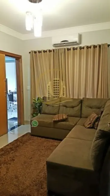 Foto 3 de Casa com 2 quartos à venda, 240m2 em Parque Industrial, Sao Jose Do Rio Preto - SP