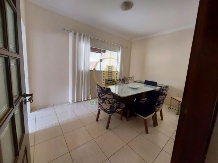 Foto 5 de Casa com 4 quartos à venda, 230m2 em Mirassol - SP