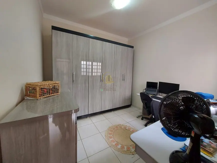 Foto 9 de Casa com 4 quartos à venda, 230m2 em Mirassol - SP