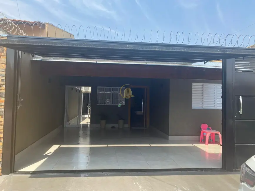 Foto 2 de Casa com 3 quartos à venda, 140m2 em Residencial Santa Ana, Sao Jose Do Rio Preto - SP