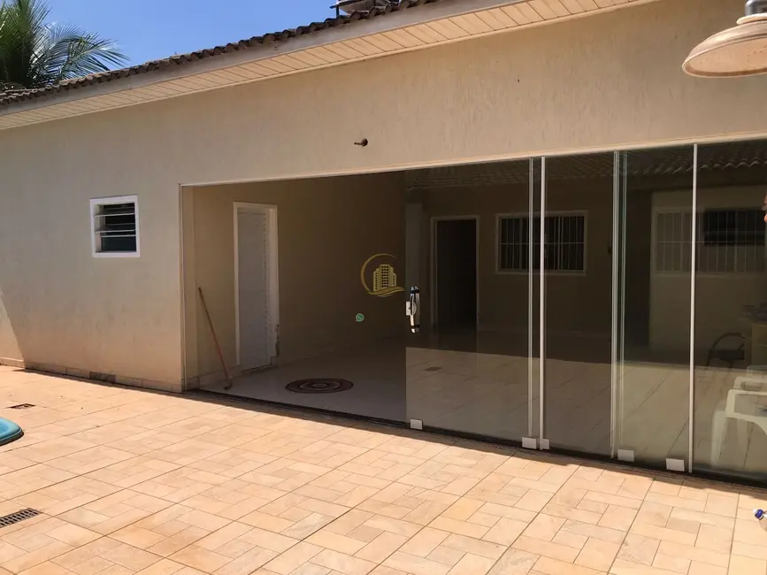 Foto 7 de Casa de Condomínio com 4 quartos à venda, 280m2 em Buritama - SP