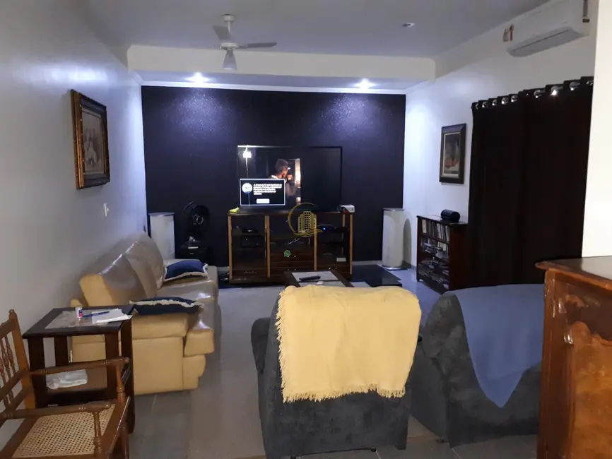 Foto 2 de Casa com 3 quartos à venda, 230m2 em São Francisco, Sao Jose Do Rio Preto - SP