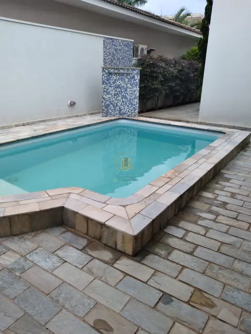 Casa de Condomínio com 4 quartos à venda, 260m2 em Sao Jose Do Rio Preto - SP - imagem 3 Foto 3 de Casa de Condomínio com 4 quartos à venda, 260m2 em Sao Jose Do Rio Preto - SP