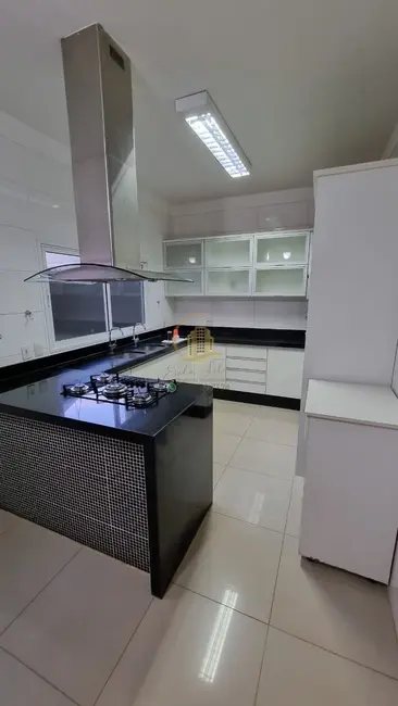 Foto 3 de Casa com 3 quartos à venda, 350m2 em Jardim Alto Rio Preto, Sao Jose Do Rio Preto - SP