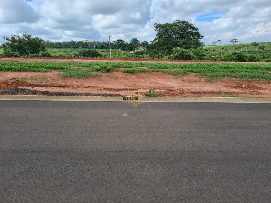 Foto 1 de Terreno / Lote à venda, 243m2 em Mirassol - SP