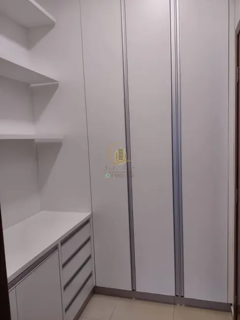 Casa de Condomínio com 3 quartos à venda, 190m2 em Residencial Gaivota I, Sao Jose Do Rio Preto - SP - imagem 4 Foto 4 de Casa de Condomínio com 3 quartos à venda, 190m2 em Residencial Gaivota I, Sao Jose Do Rio Preto - SP